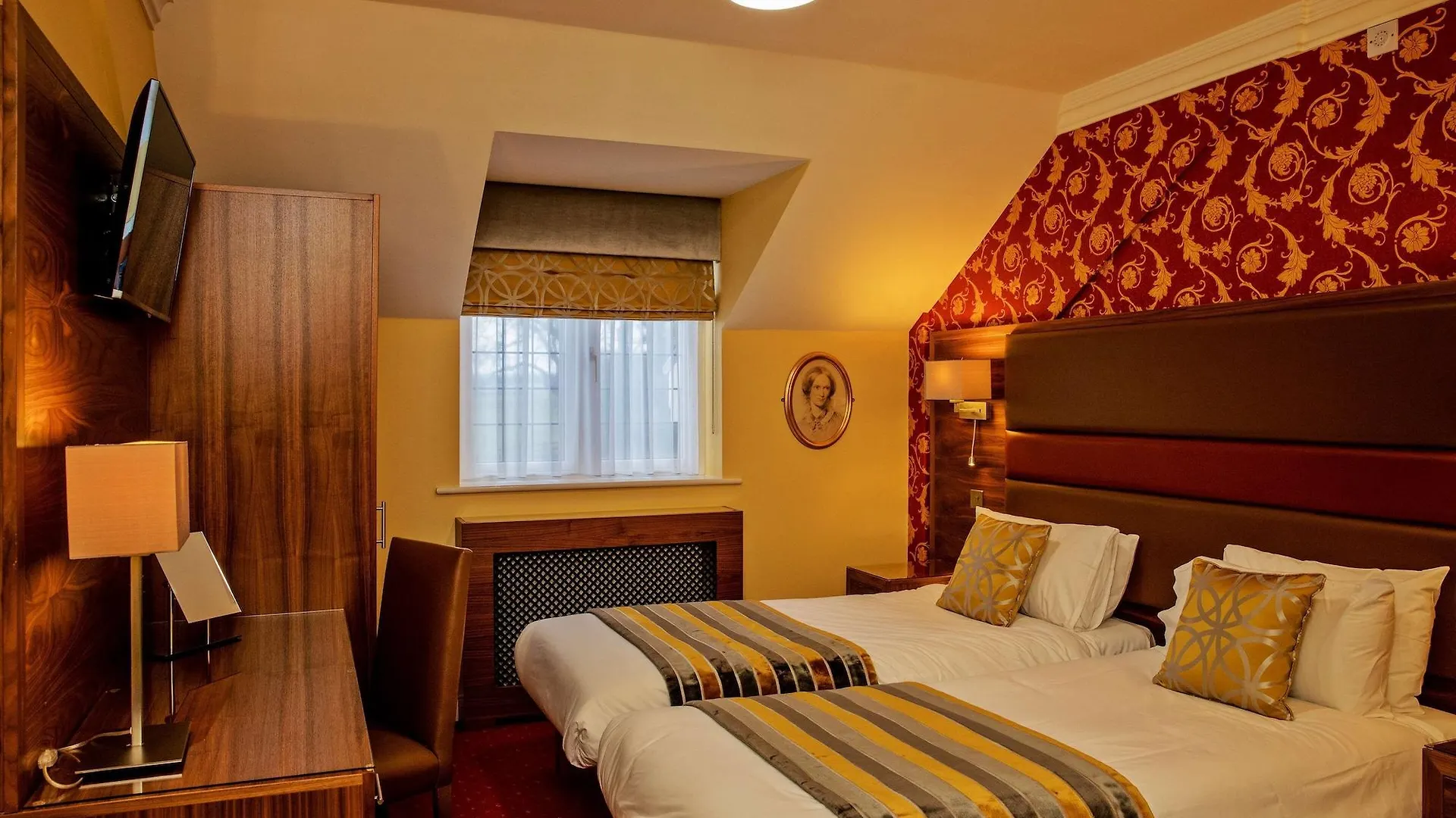 Rogerthorpe Manor Hotel Pontefract