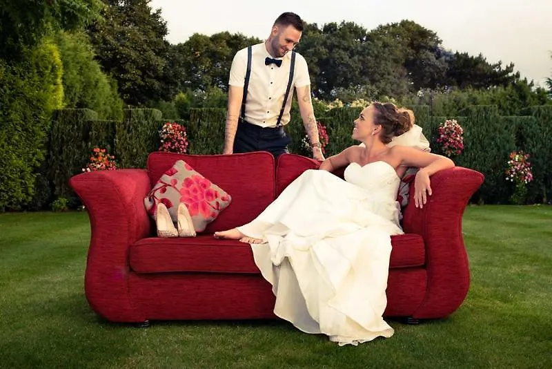 Rogerthorpe Manor Hotel Pontefract 4*,